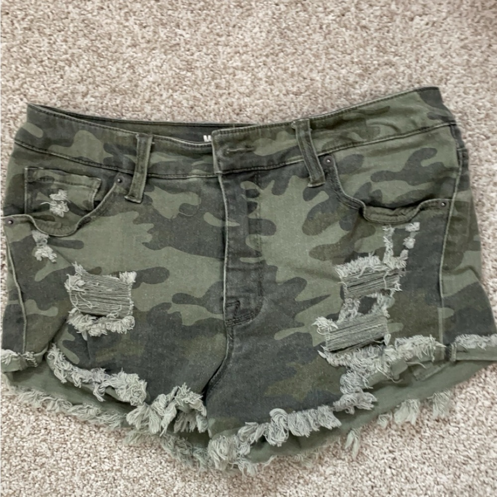 Target size 8.